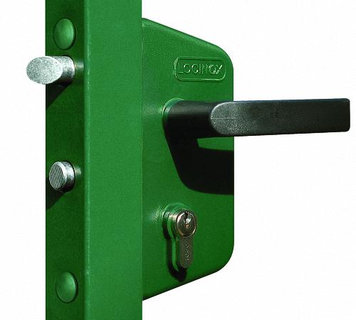 Какие типы замков можно установить на калитки из профнастила