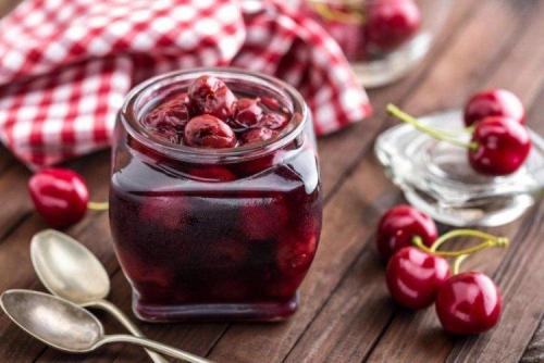 Как долго хранится прозрачное яблочное варенье дольками Как долго хранится прозрачное яблочное варенье дольками