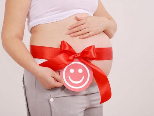 Как сообщить мужу о беременности 2021. Как оригинально сообщить о беременности мужу и родителям: 36 идей-сюрпризов