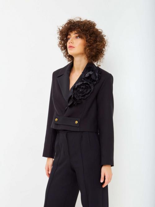 Можно ли дарить личные вещи, такие, как украшения или одежда. Можно ли дарить одежду женщине? Размышляем о подарке для вашей половинки