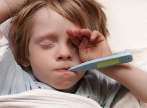 У ребенка 5 день температур.  Причины повышения температуры
