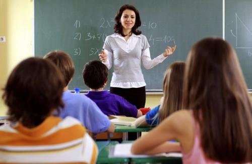 Удивительные идеи подарков для учителей в 2025 году 03 Удивительные идеи подарков для учителей в 2025 году 03