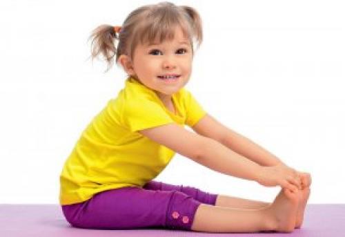 Гимнастика для детей в 3-4 года. Комплекс упражнений утренней гимнастики «Забавные ассоциации» для детей 3–4 лет в младшей группе 02