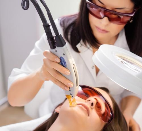 Лазерная стимуляция роста волос. Низкоинтенсивная лазерная терапия для лечения волос. 02 Лазерная стимуляция роста волос. Низкоинтенсивная лазерная терапия для лечения волос. 02