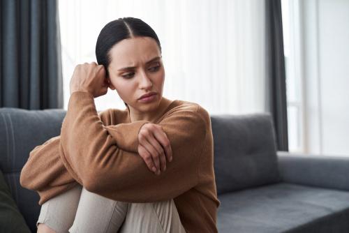 Первые признаки беременности на первой неделе после.. Ранние признаки беременности 01