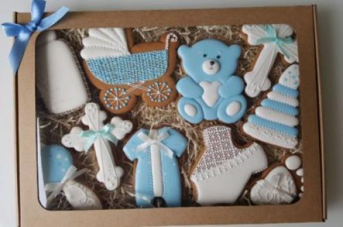 Что дарят на крестины. Что дарить на крестины