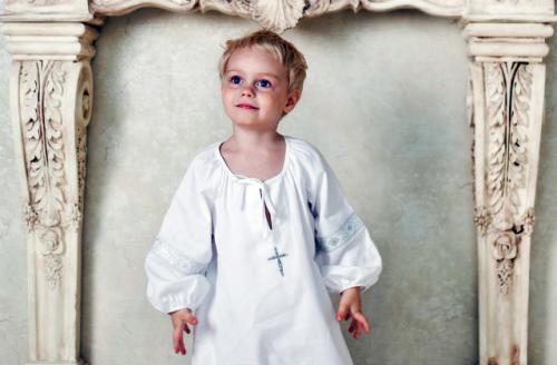 Что подарить родителям на крестины ребенка. Что подарить на крестины ребенку, взрослому и крестным родителям