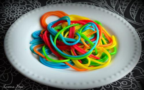 Как покрасить рис в черный цвет. Как покрасить рис и другие крупы пищевыми красителями