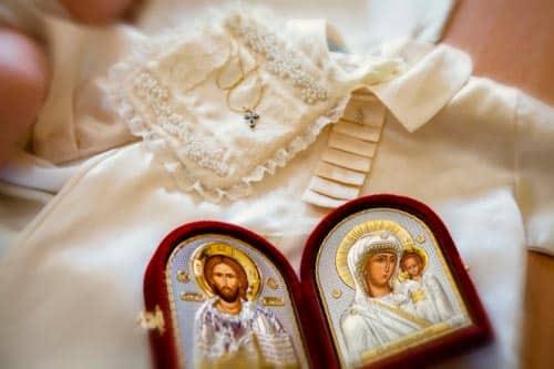 Оригинальный подарок на крестины. Что дарят на крещение — ТОП 15 традиционных подарков для ребенка от крестных мамы и папы