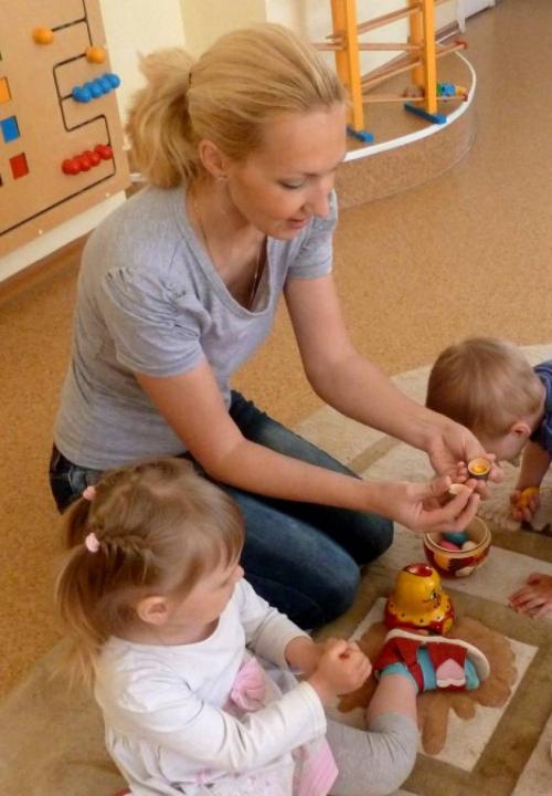 Конспект занятия с детьми 1-2 года. Конспект комплексного интегрированного занятия в группе «Вместе с мамой» для детей от 1 года до 3 лет «Цыпленок» (5 фото)