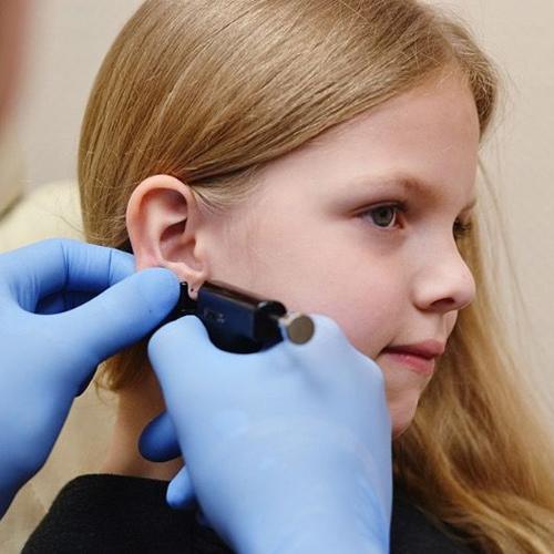 Сколько болит хрящ после прокола. Прокалывание мочки или хряща уха 01 Сколько болит хрящ после прокола. Прокалывание мочки или хряща уха 01