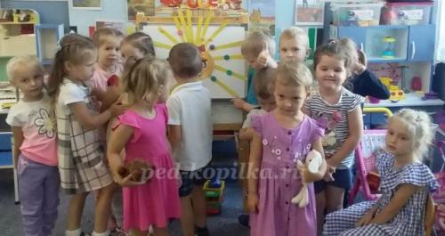 Мой первый день в детском саду: воспоминания о первом дне в новом месте 04