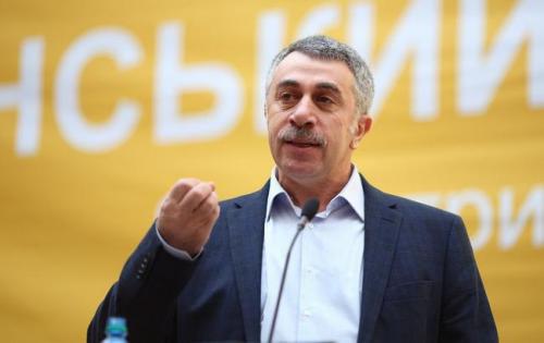 Не сбивается температура у ребенка Комаровский. Комаровский рассказал, что делать, если ребенку не помогают жаропонижающие (видео)