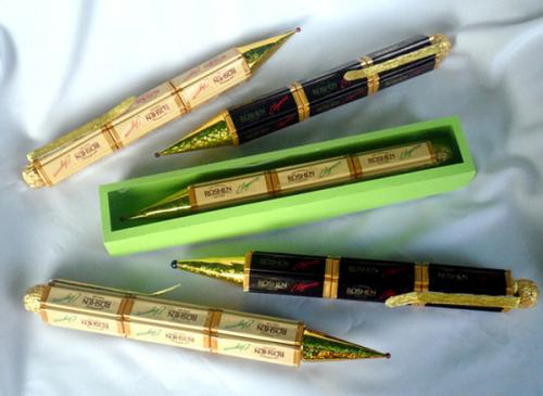 Подарок на день учителя своими руками из конфет. Подарок из конфет своими руками для учителя