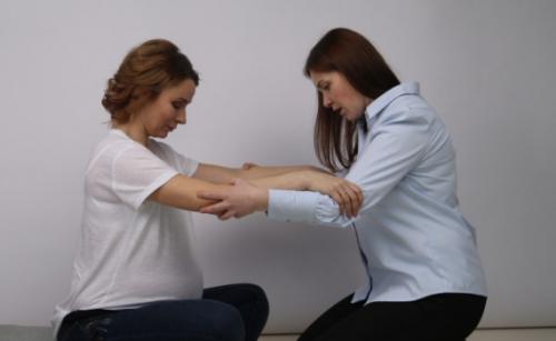 Как правильно дышать при родах, чтобы не порваться. Как правильно дышать во время родов