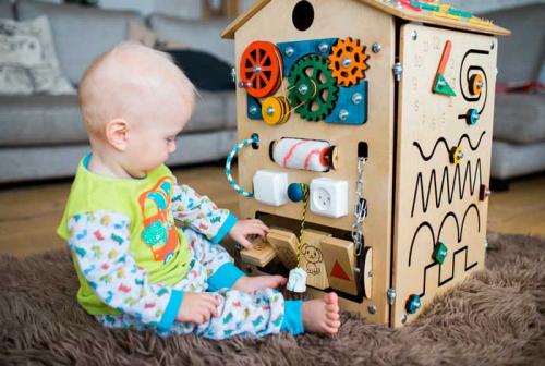 Чем занять ребенка от 1 до 5 лет.  Играть с рамками-вкладышами без дублирующих картинок 16