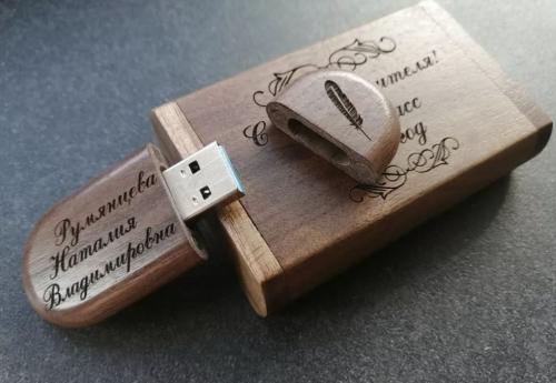 Идеи оригинальных подарков на день учителя 2024. Что подарить учителю: недорогие и оригинальные подарки