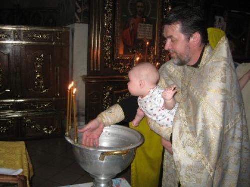 Что подарить на крестины взрослой девушке. Что дарят на крестины детям и взрослым