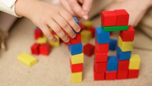 Как заниматься с ребенком 3-4 лет. Кризис трёхлетнего возраста 01 Как заниматься с ребенком 3-4 лет. Кризис трёхлетнего возраста 01