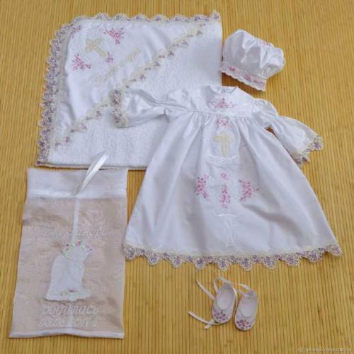 Набор для Крещения девочке именной. Выбор крестильного набора для девочки: примеры и состав