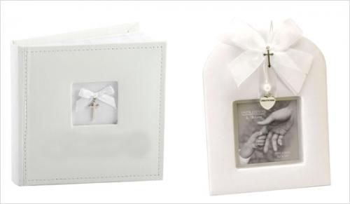 Что подарить на крестины мальчику от гостей. Остальные гости могут на выбор подарить, что-то из списка ниже: