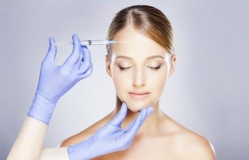 Гусиные лапки под глазами.  Инъекции филлеров и Ботокс 02