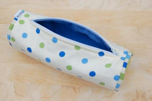 Из чего сделан пенал. Пенал своими руками: простые идеи, как сделать красивый и удобный школьный или мейкап пенал