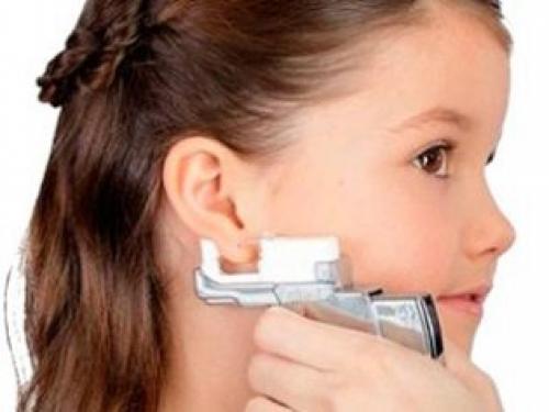 Гноятся уши после прокола у ребенка. О детском пирсинге