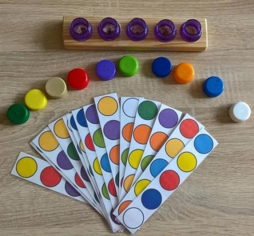 Какие простые самодельные игрушки можно использовать для развивающих игр. Коллекция развивашек для развития мелкой моторики
