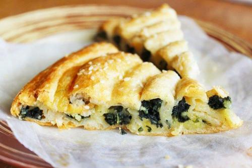 Пирог из слоеного теста сладкий. Пирог из слоеного теста: 15 вкусных рецептов приготовления