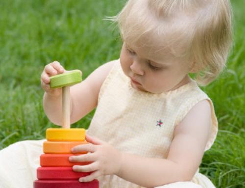 Что важно уметь ребенку перед походом в ясли.  Учим малыша самостоятельно одеваться 05